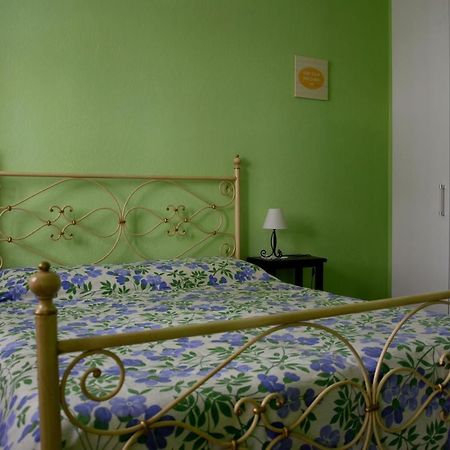 B&B Maria Montis Асемини Екстериор снимка